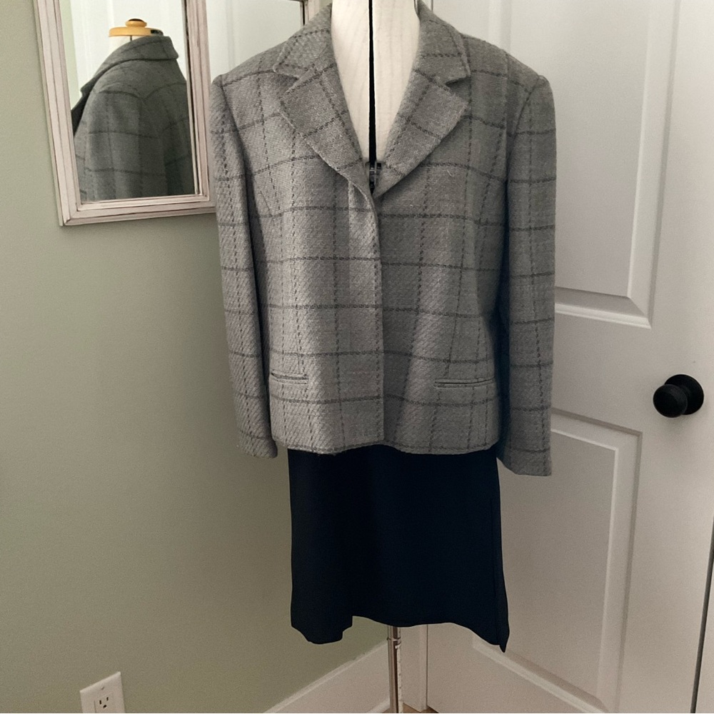 LOUBEN, PLAID JACKET AND BLACK SKIRT SUIT SET, SIZE: L